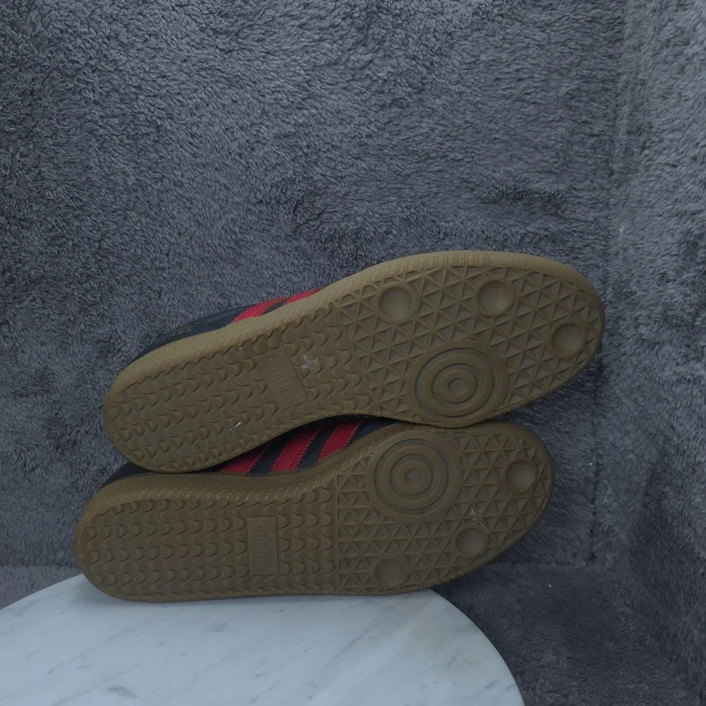 Adidas Samba Shoes Mens Size 8.5 Black Red Leather Gum Sole Soccer Sneakers